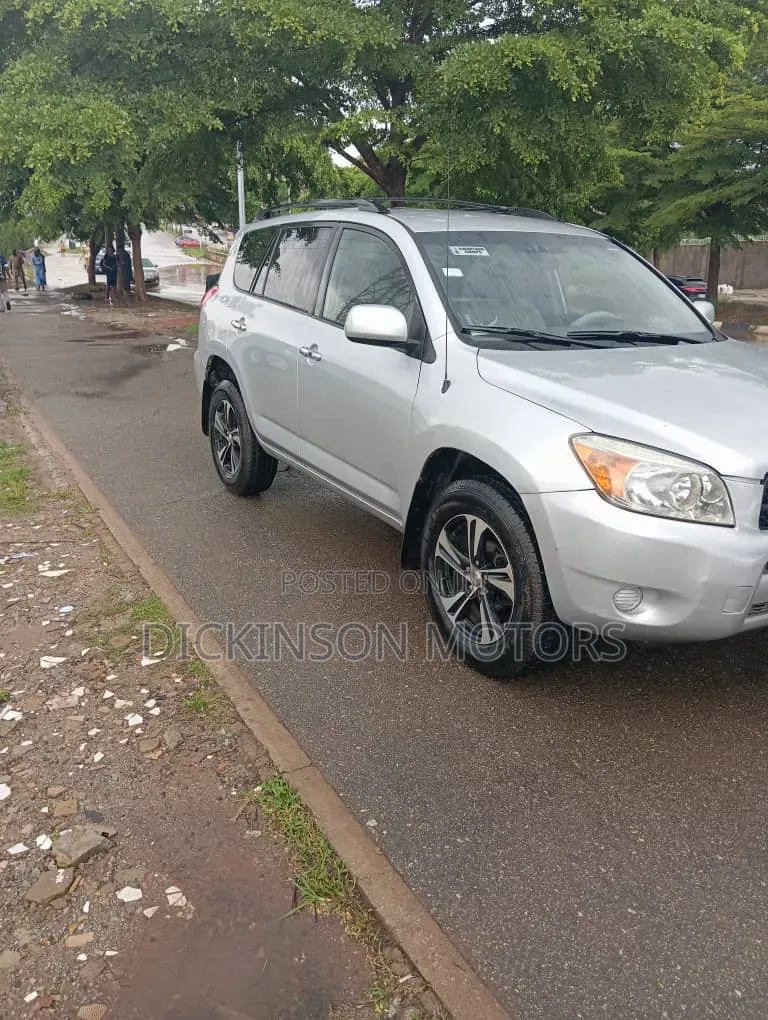 Toyota RAV4 2008 Silver