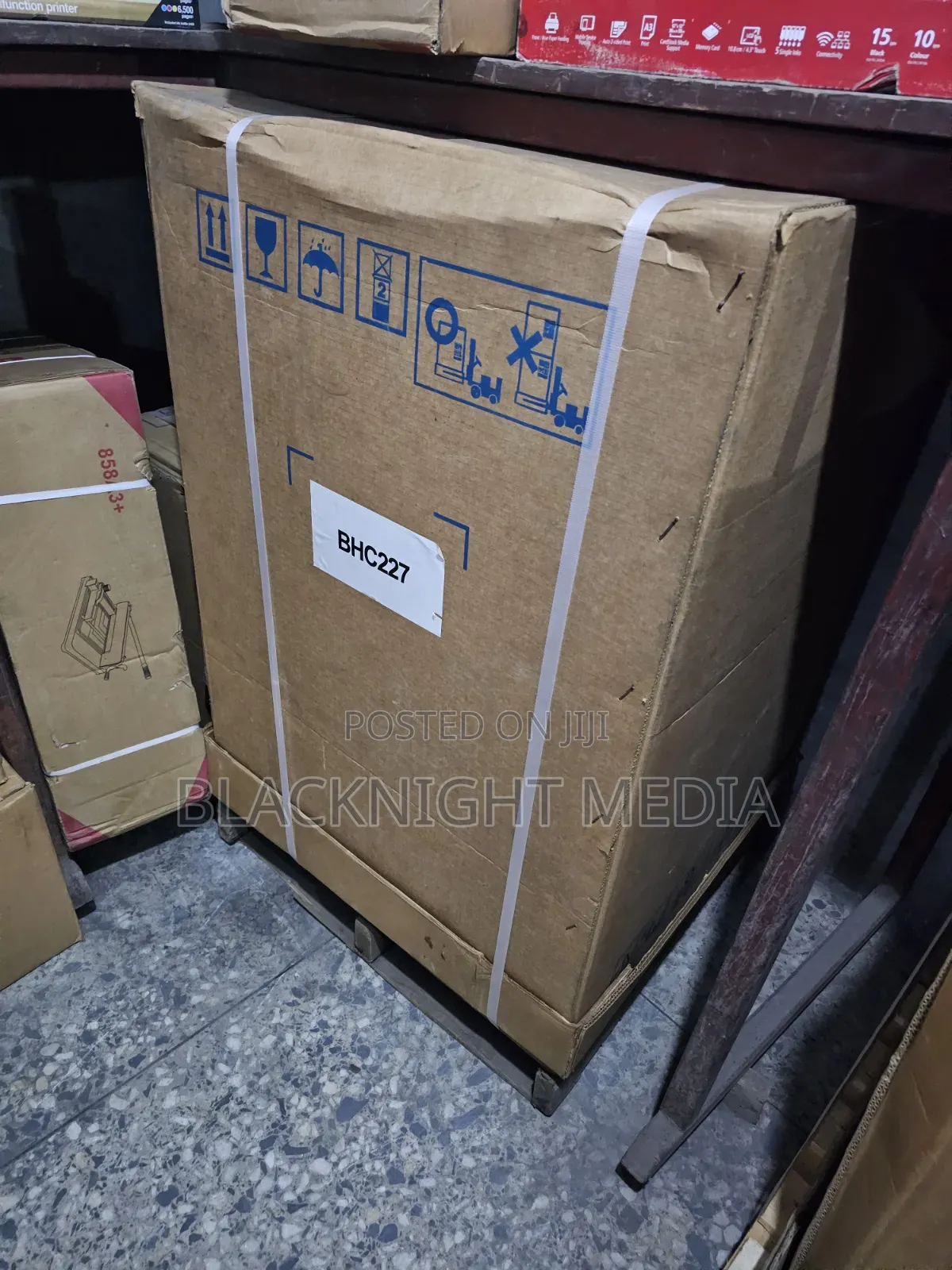 Bizhub C227
