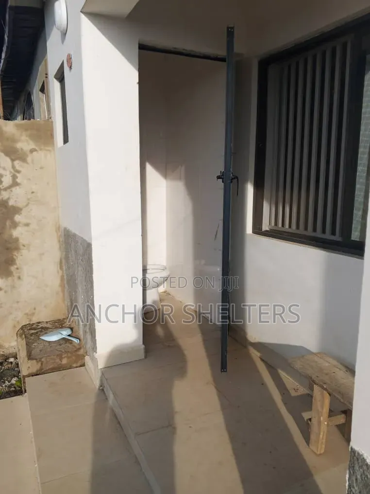 2bdrm Bungalow in 1000 Unit Pegi Kuje for rent
