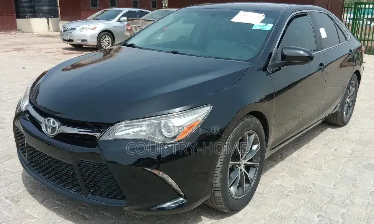 Toyota Camry XSE V6 4dr Sedan (3.5L 6cyl 6A) 2016 Matt Black