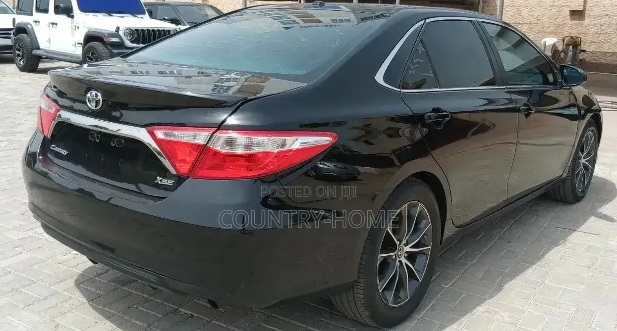 Toyota Camry XSE V6 4dr Sedan (3.5L 6cyl 6A) 2016 Matt Black