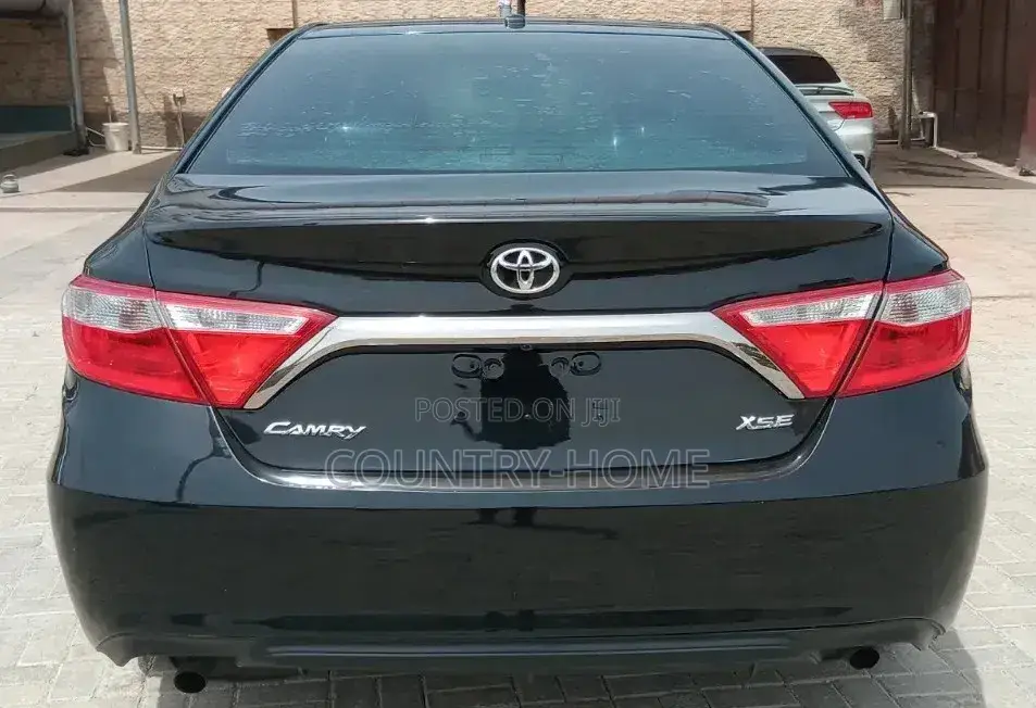 Toyota Camry XSE V6 4dr Sedan (3.5L 6cyl 6A) 2016 Matt Black