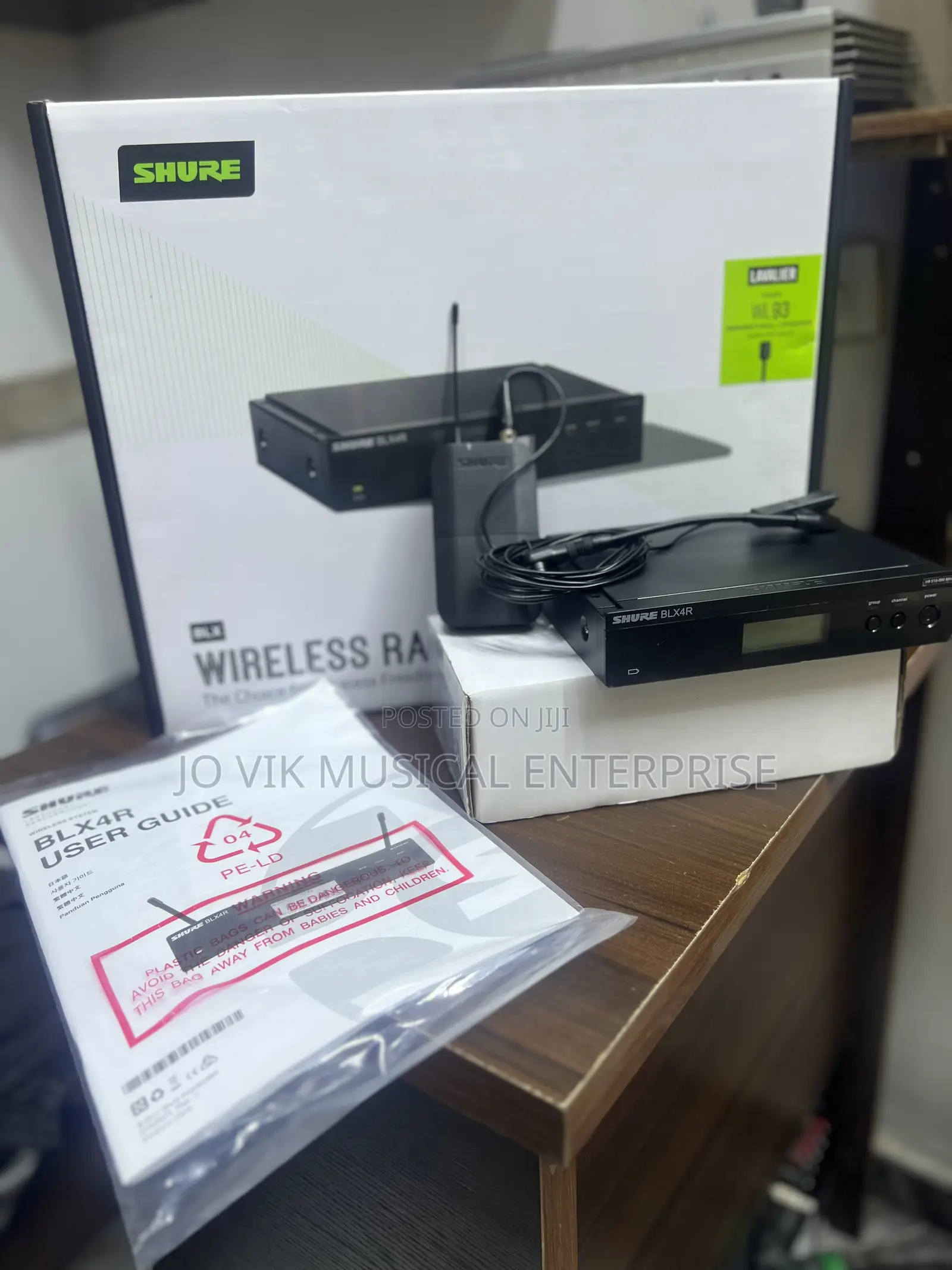 Shure Blx4r Wireless Lavalier Microphone System (Wl93) –
