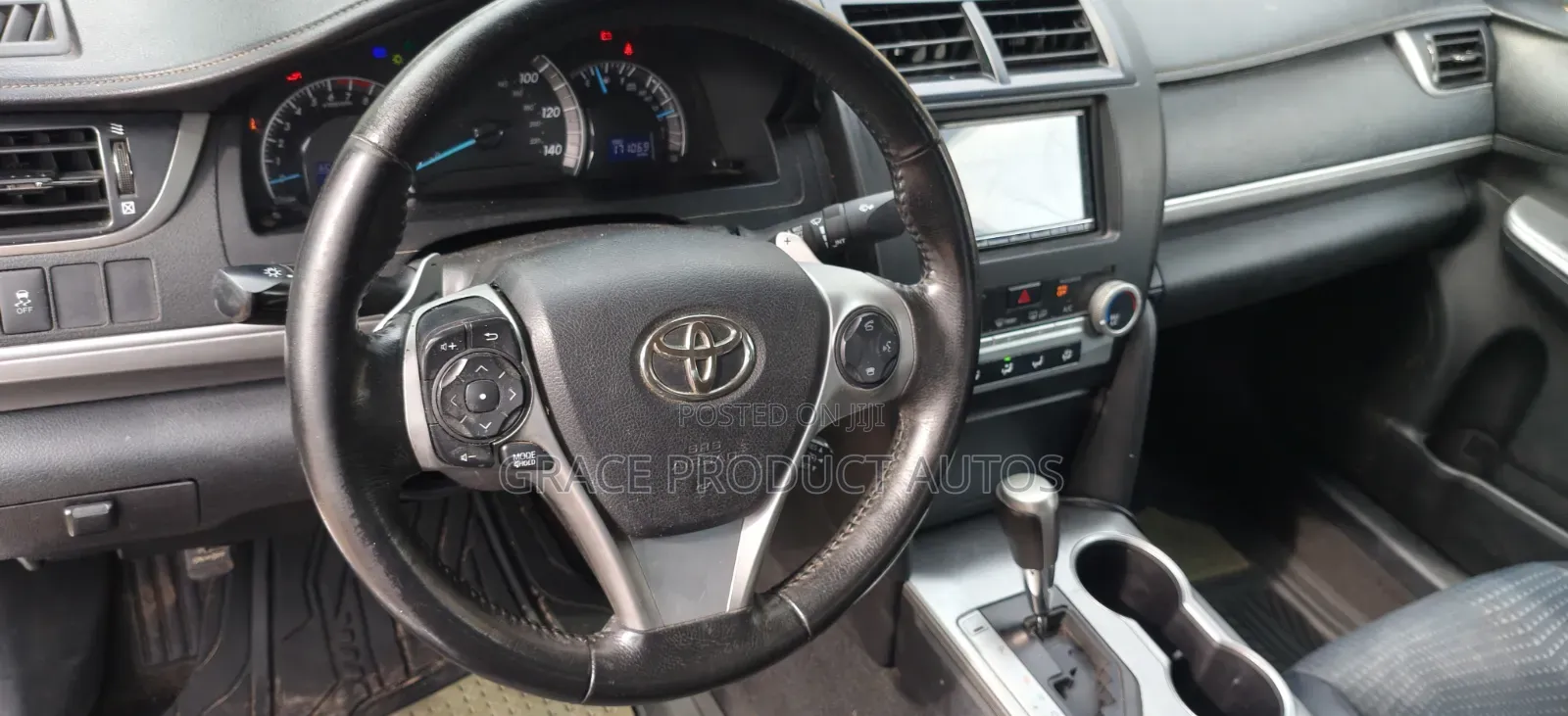 Toyota Camry 2014 Silver