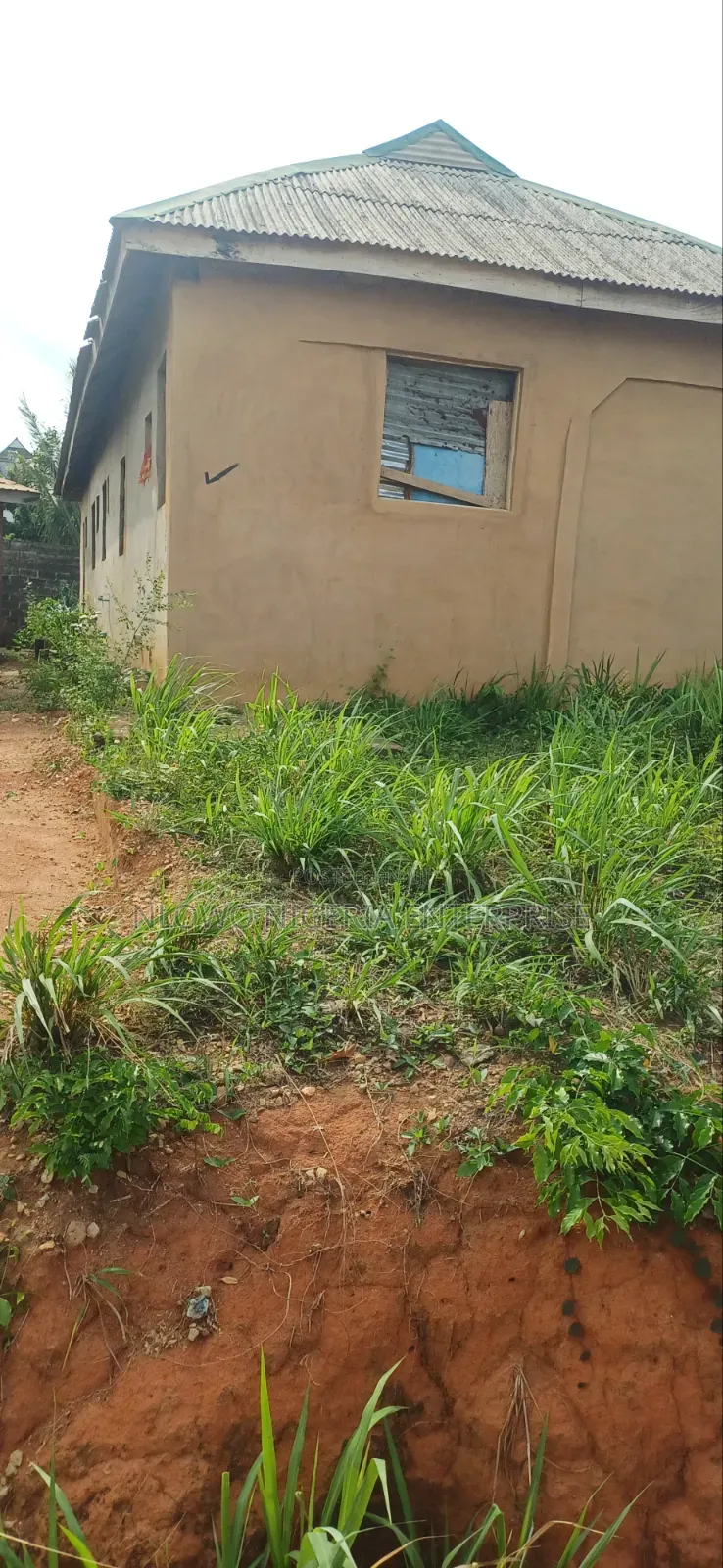 2bdrm Bungalow in Oke Ayo Estate, Agric for sale