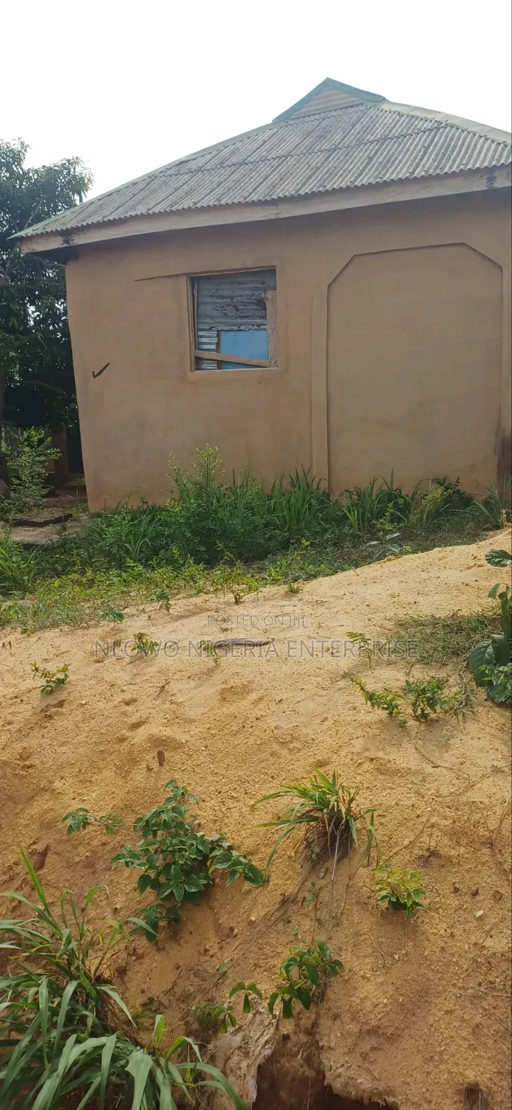 2bdrm Bungalow in Oke Ayo Estate, Agric for sale