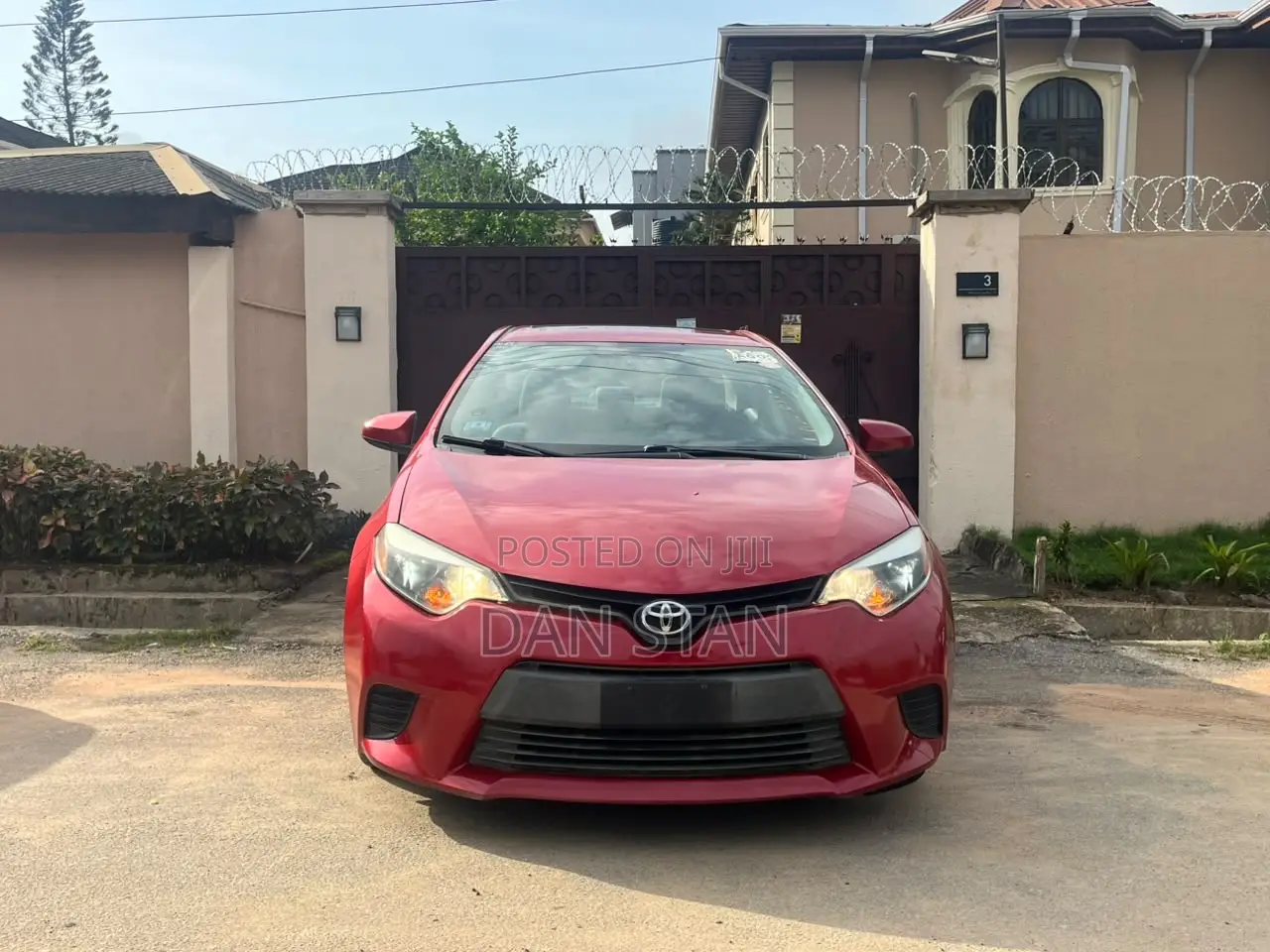 Toyota Corolla 2015 Red