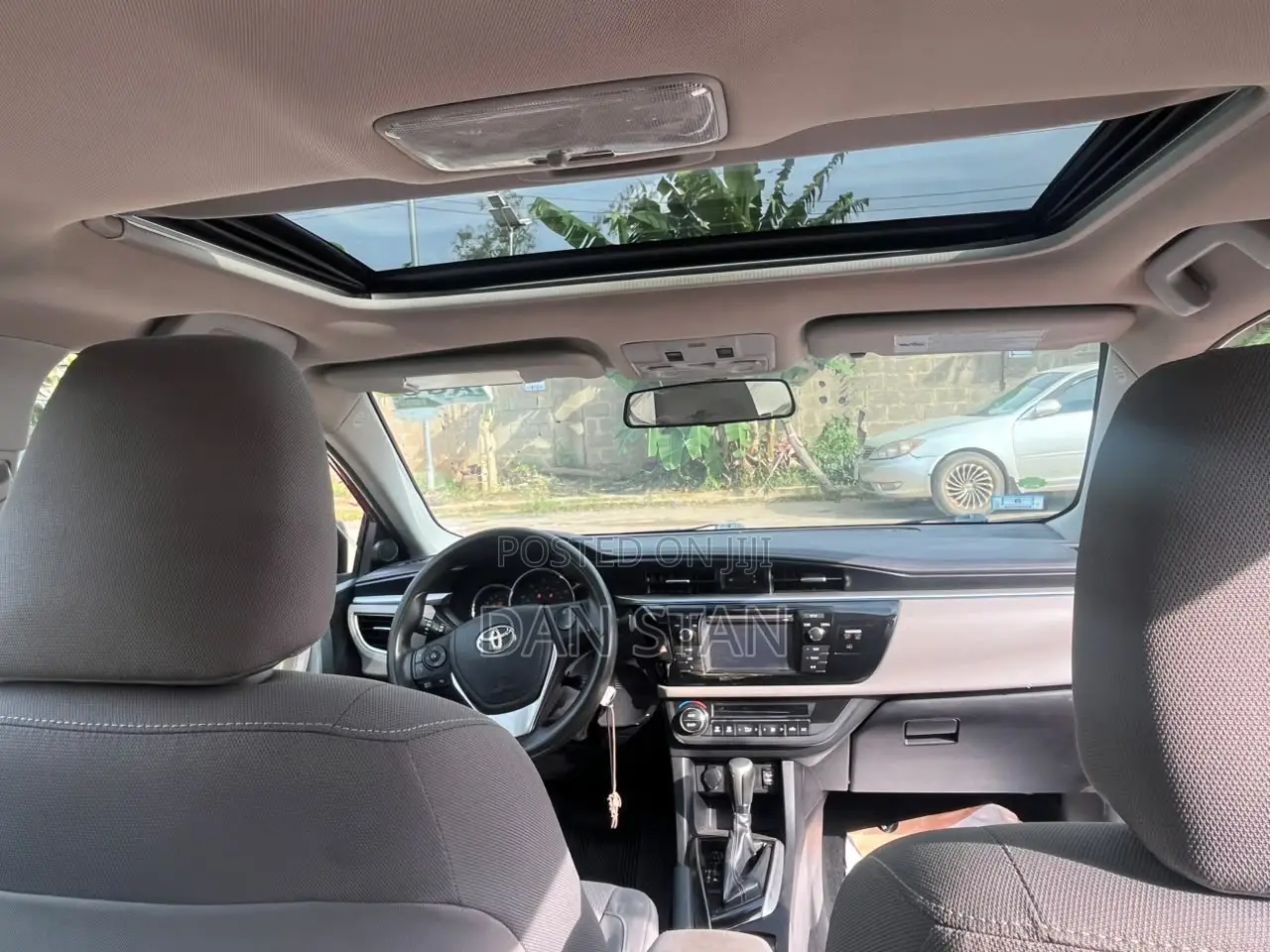 Toyota Corolla 2015 Red
