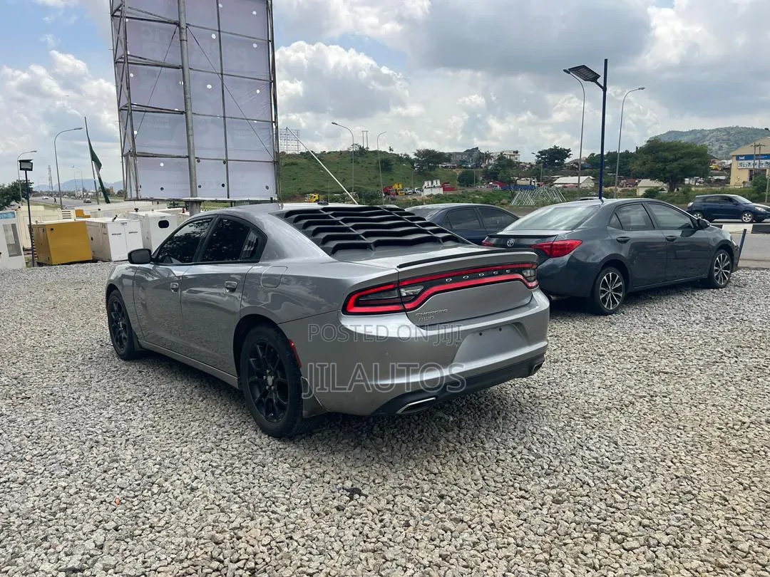 Dodge Charger 2015 Silver