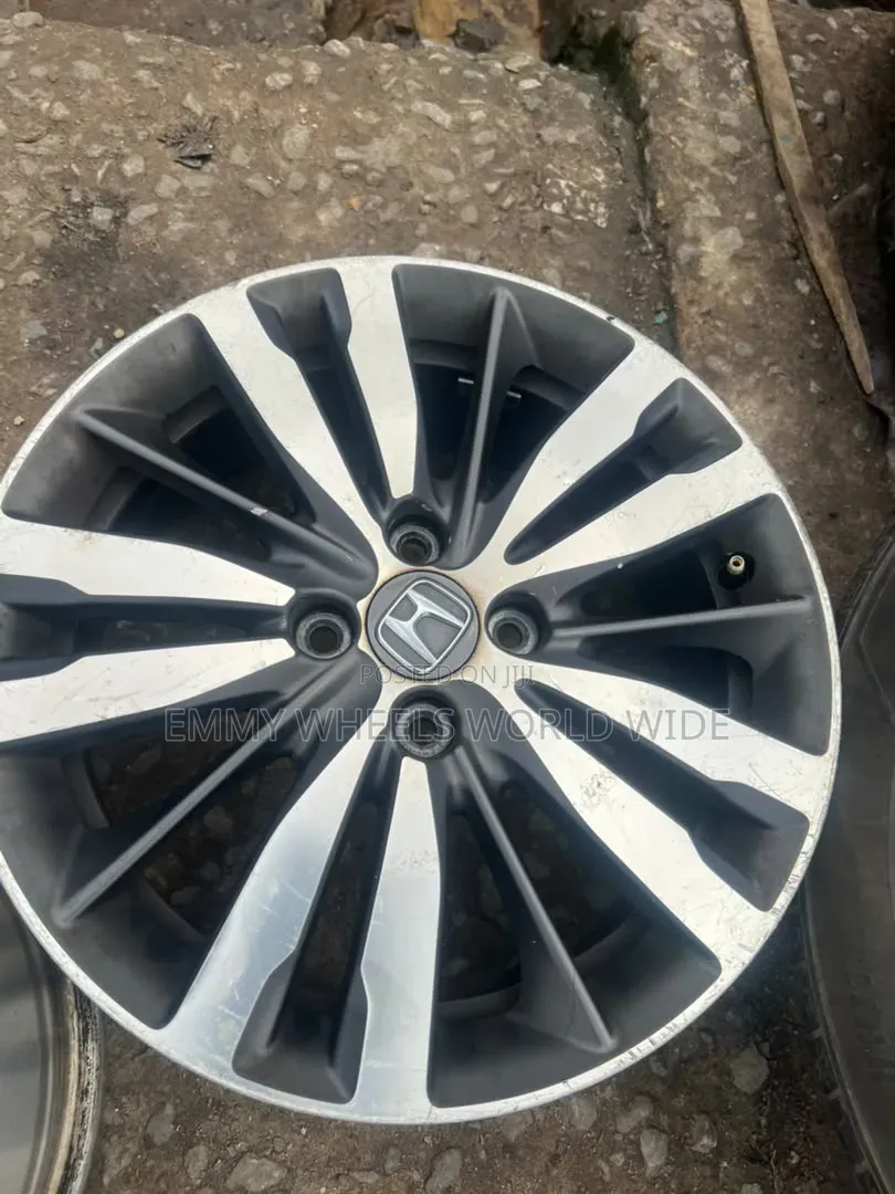 16inches for Toyota Corolla 4hole Direct Tokunbo Factory Filted
