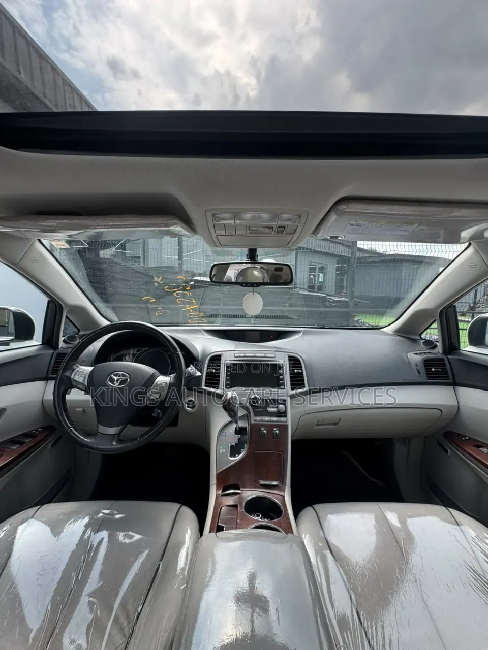 Toyota Venza 2011 White