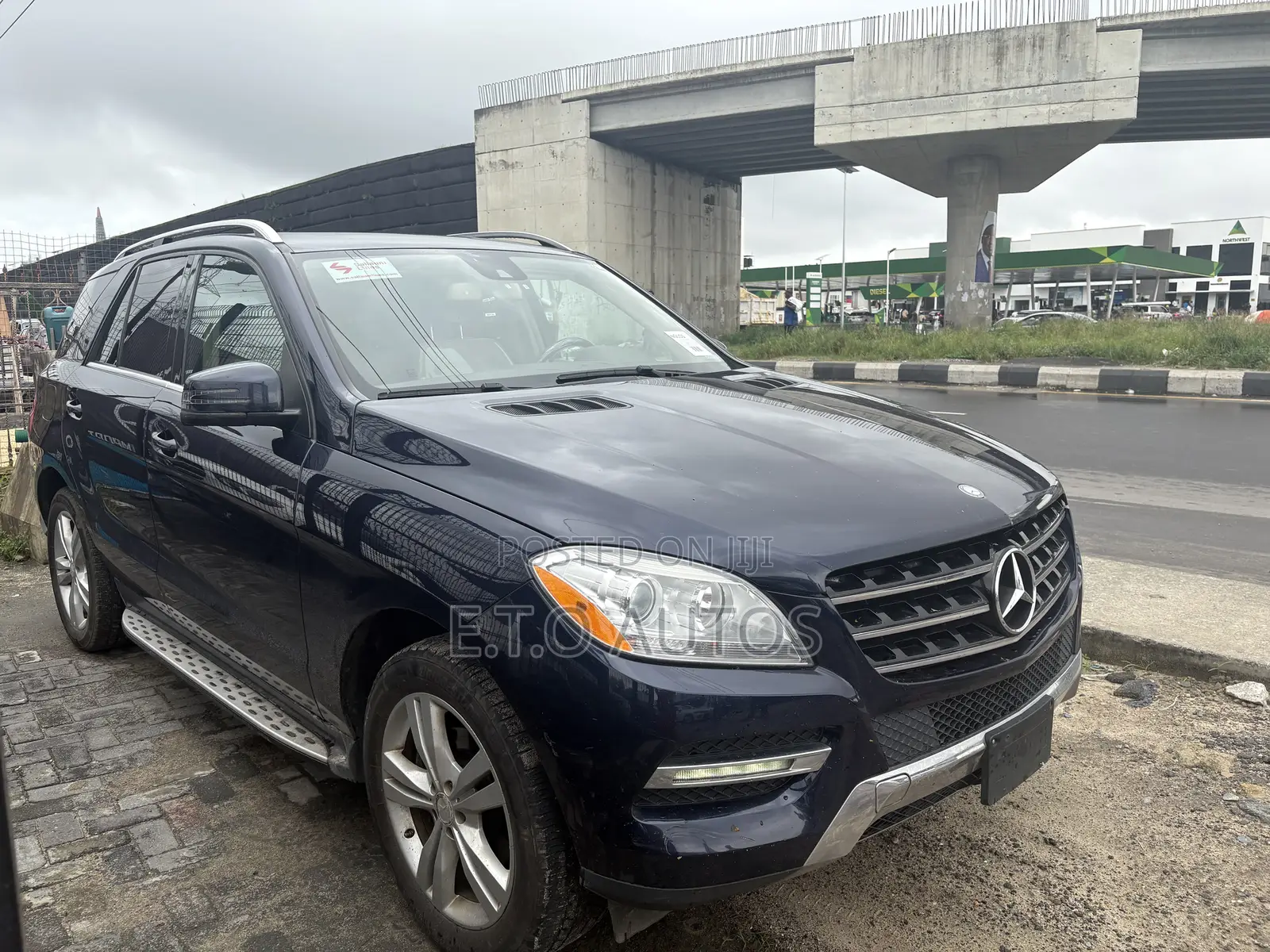 Mercedes-Benz M Class ML350 4MATIC 4dr SUV AWD (3.5L 6cyl 7A) 2014 Blue