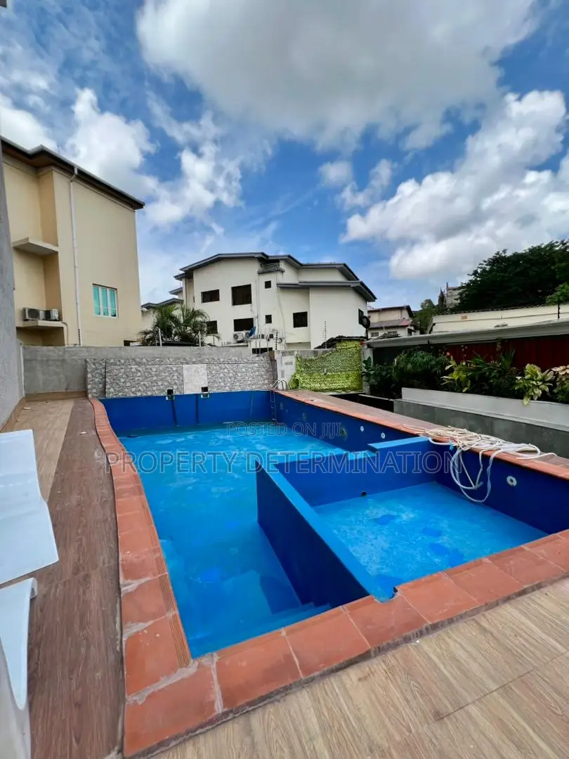 5bdrm Mansion in Ikoyi for sale