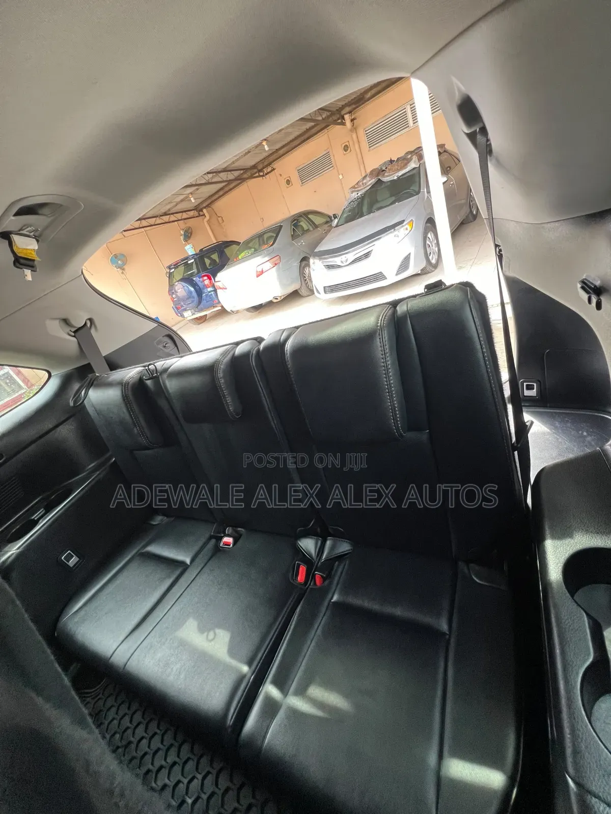 Toyota Highlander XLE 4x4 V6 (3.5L 6cyl 8A) 2017 Gray
