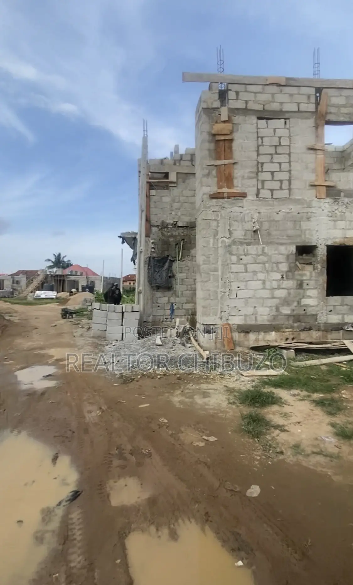 250sqm DPC for Sale in an Estate in Karu -