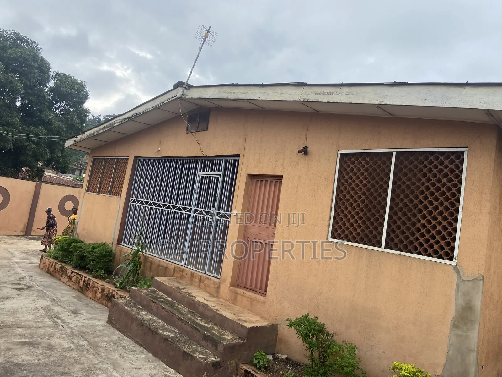 4bdrm Bungalow in Ebedi for sale