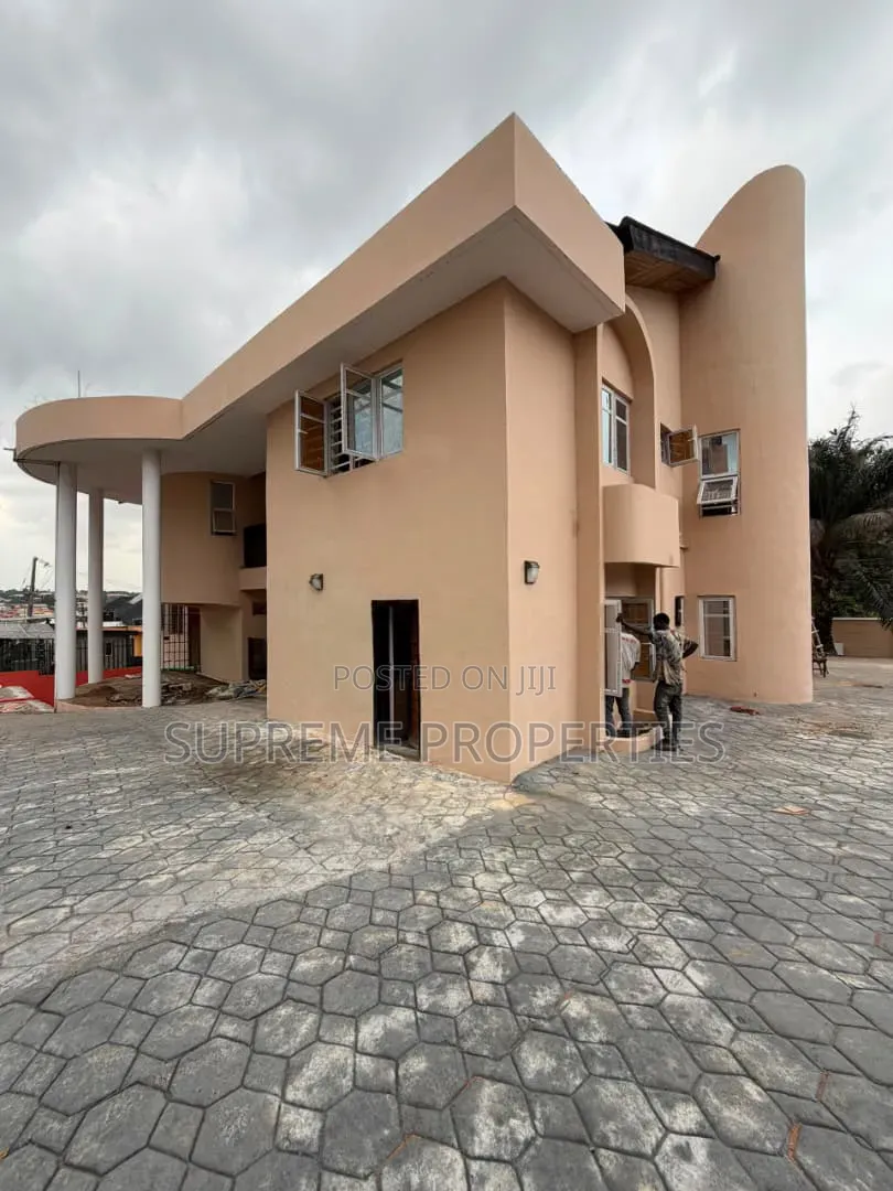 2bdrm Duplex in Alalubosa G.R.A, Ibadan for rent