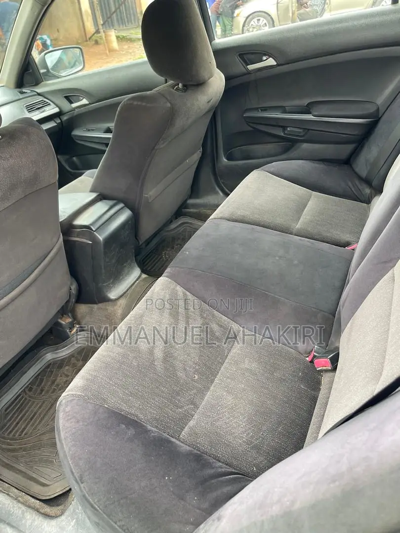 Honda Accord 2010 Silver