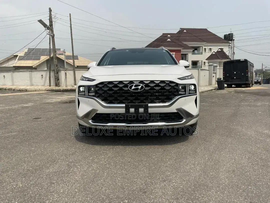 Hyundai Santa Fe Limited 2022 White