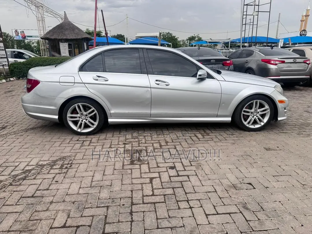 Mercedes-Benz C300 2013 Silver