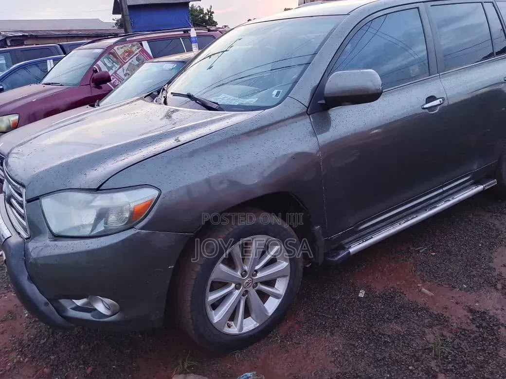 Toyota Highlander 2009 Gray
