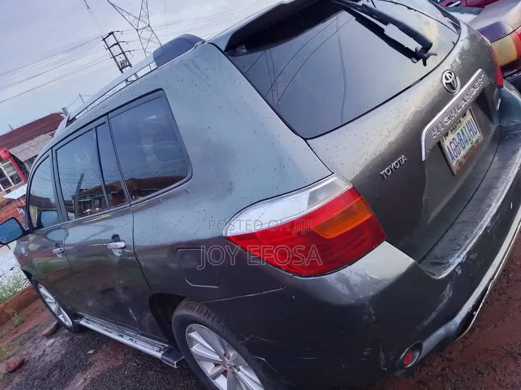 Toyota Highlander 2009 Gray