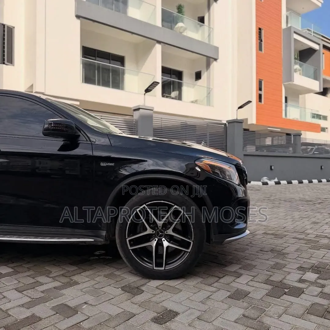 Mercedes-Benz GLE-Class 2019 Black