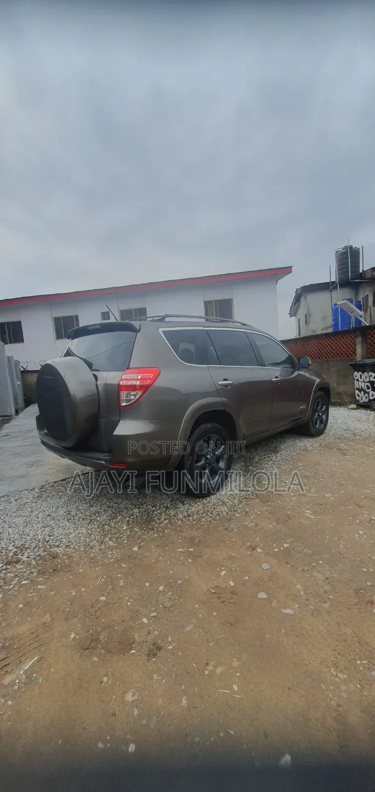 Toyota RAV4 2011 Brown