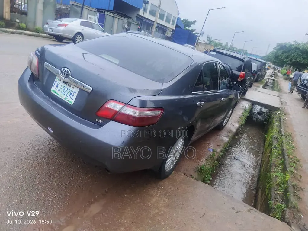 Toyota Camry 2008 Gray