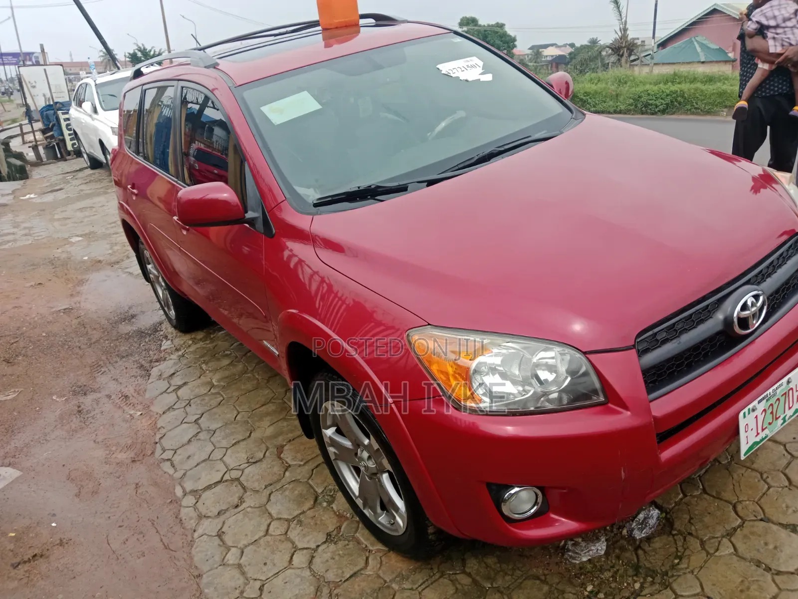 Toyota RAV4 2010 Red