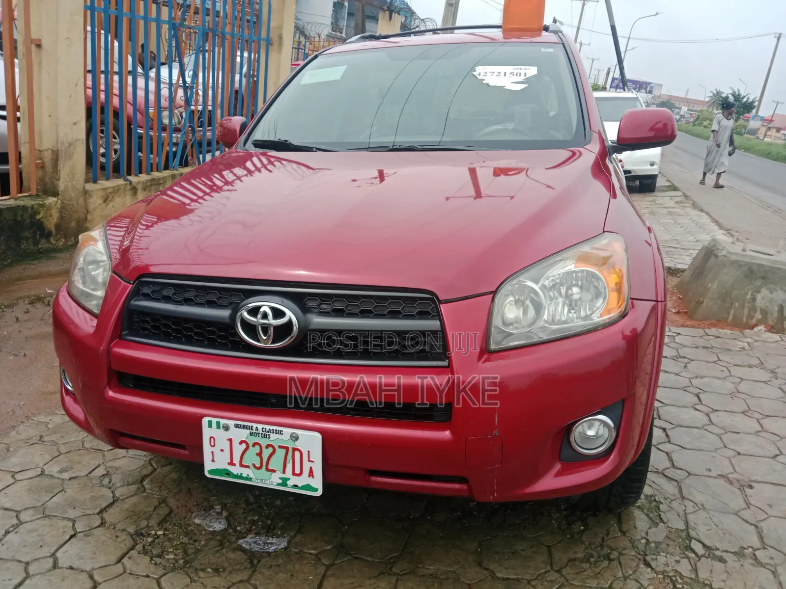Toyota RAV4 2010 Red