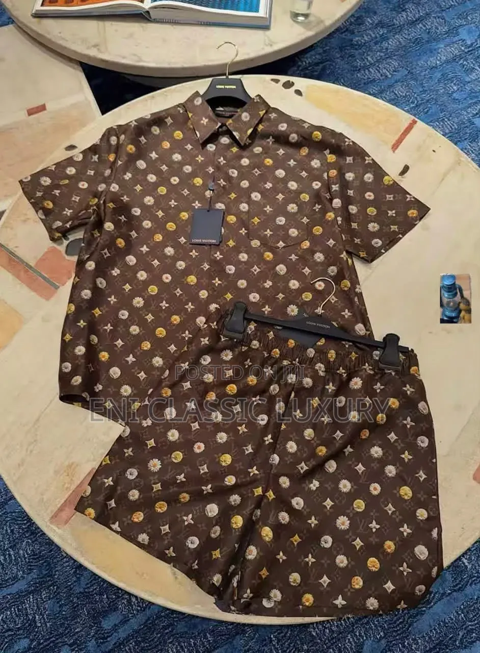 Top Notch Luxury Men Designer Outfits Louis Vuitton Best Quality