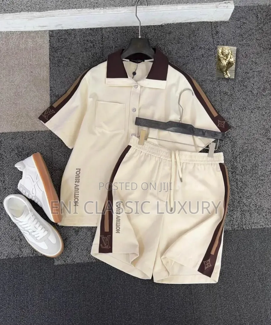 Top Notch Luxury Men Designer Outfits Louis Vuitton Best Quality