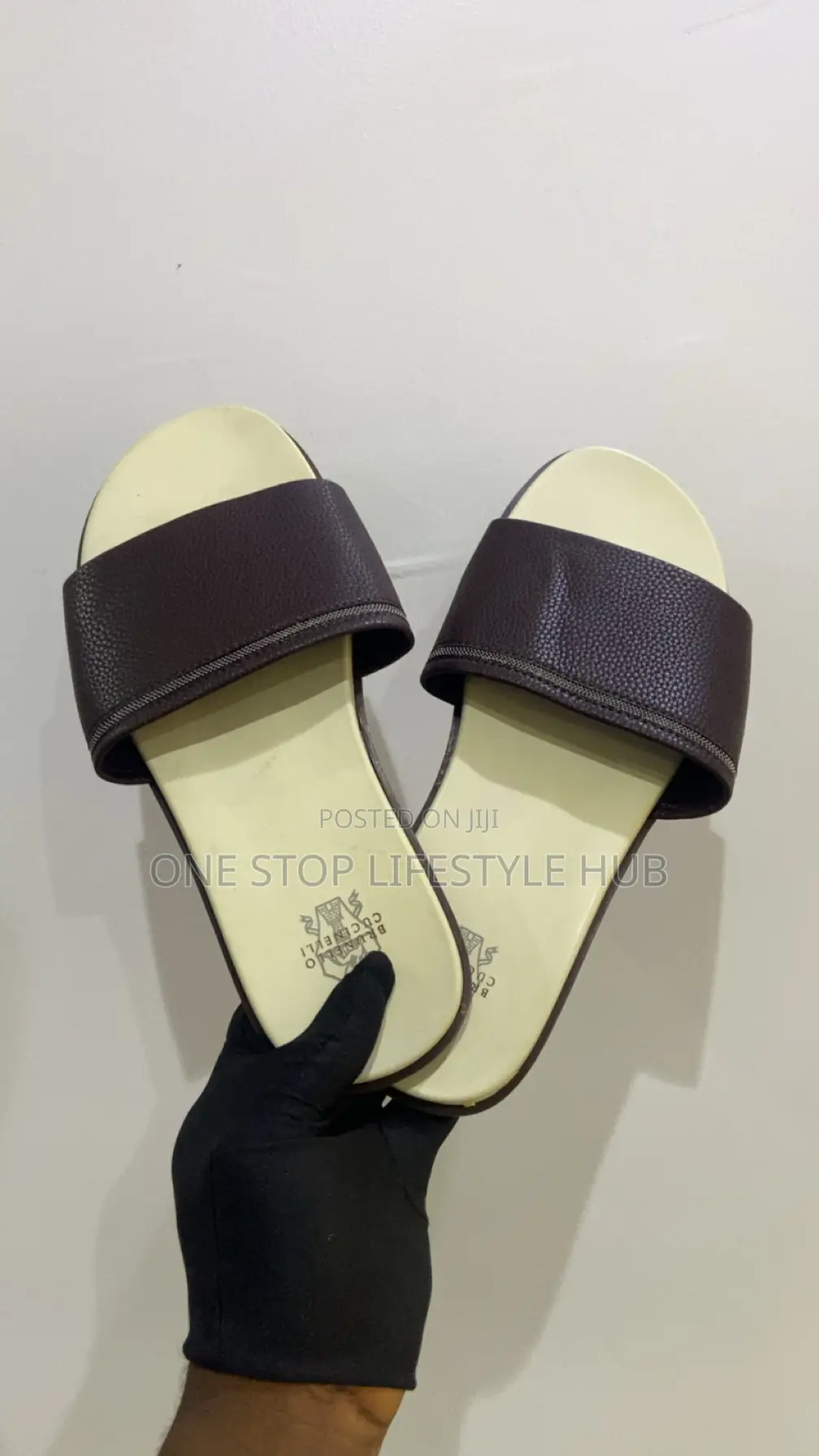 Original Brunello Cucinelli Men’S Leather Slides.