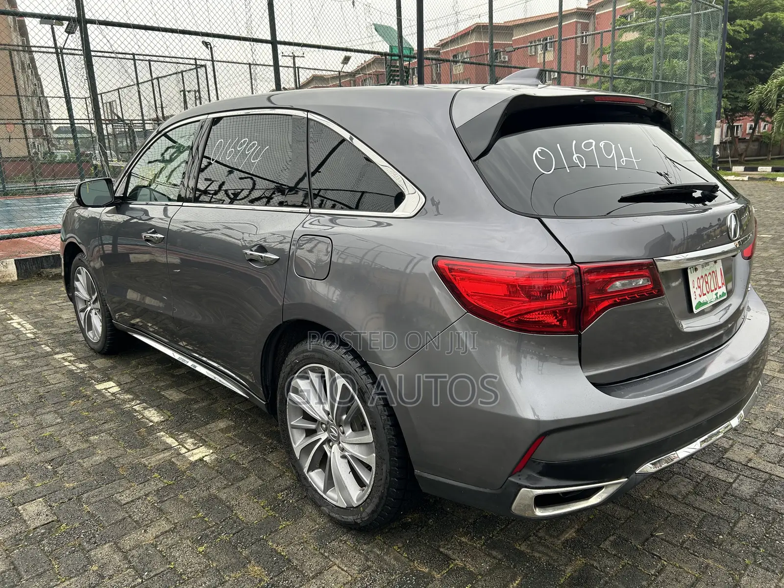 Acura MDX w/Technology & Ent. Pkgs SH-AWD 2018 Gray