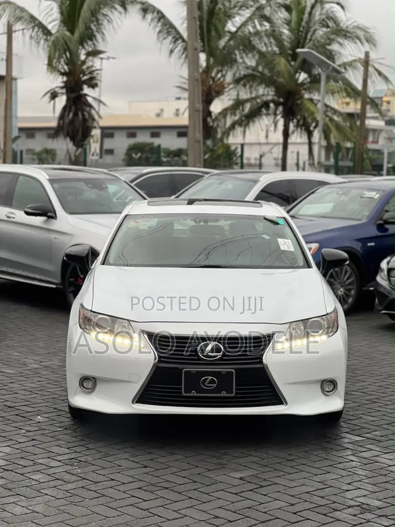 Lexus ES 350 Crafted Line FWD 2015 White