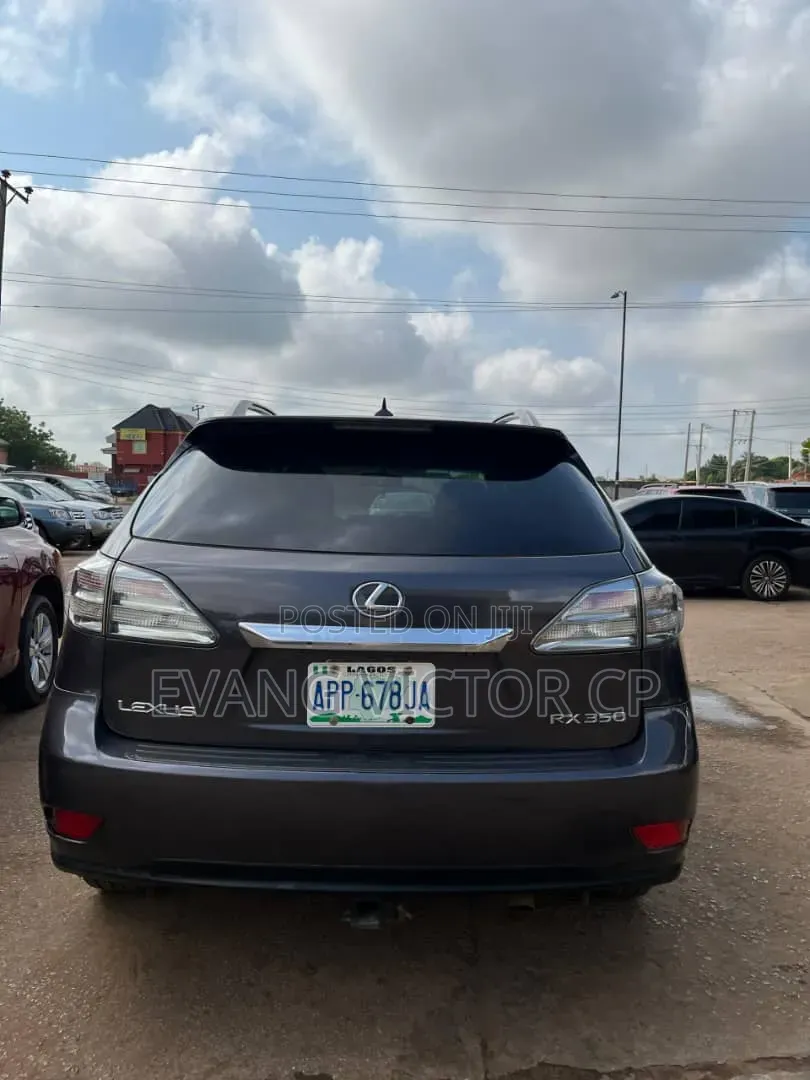 Lexus RX 350 FWD 2012 Gray