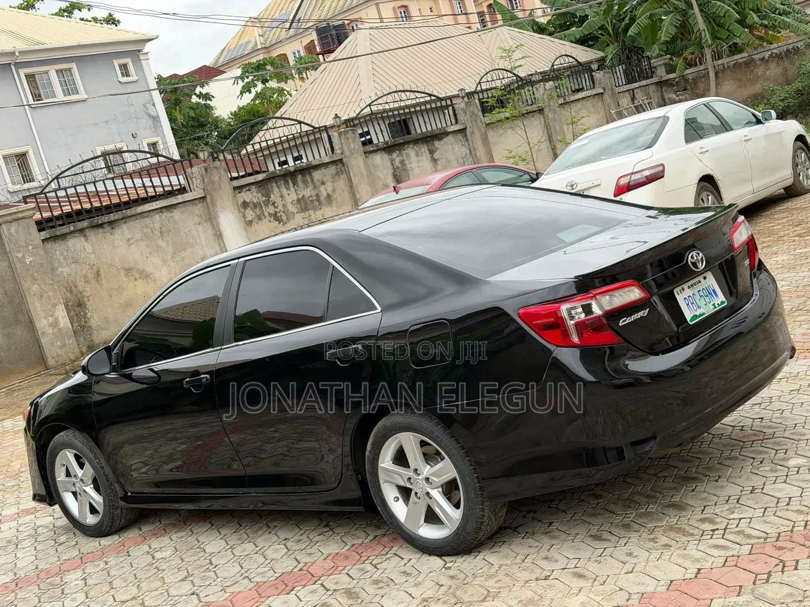 Toyota Camry SE 4dr Sedan (2.5L 4cyl 6A) 2013 Black