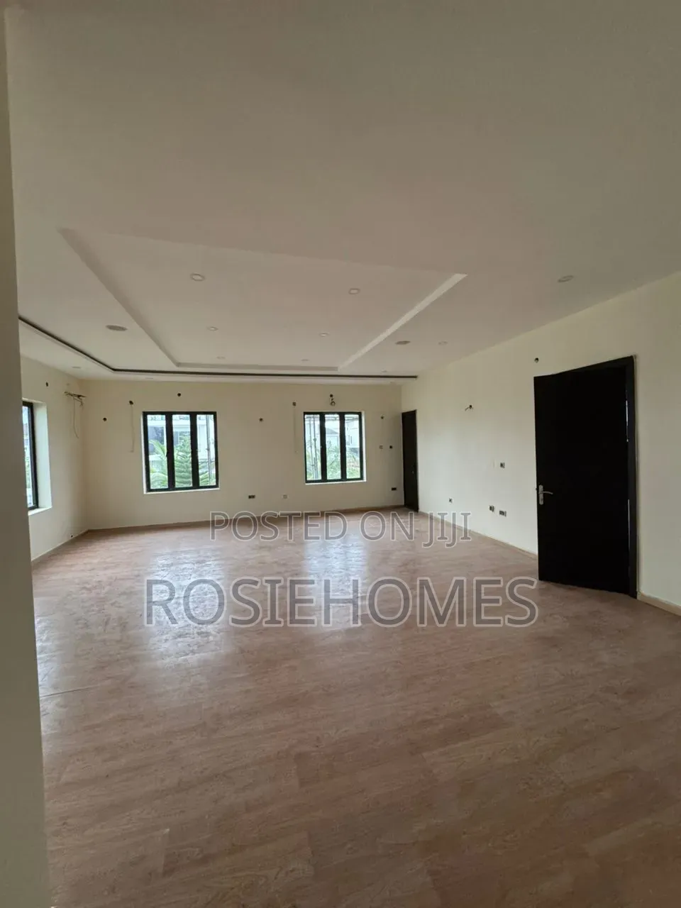 5bdrm Duplex in Pinnock Beach for rent