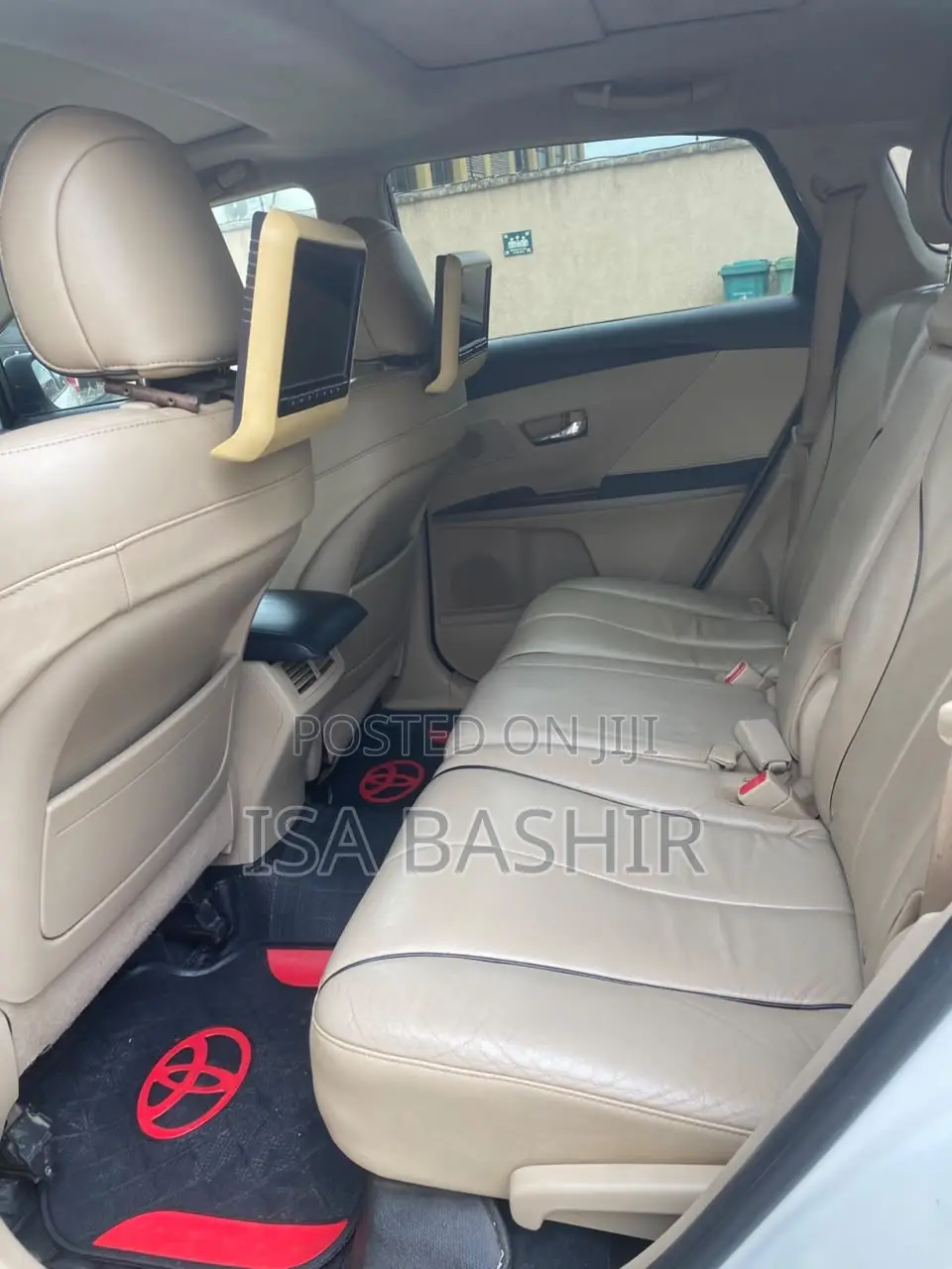 Toyota Venza AWD 2010 White