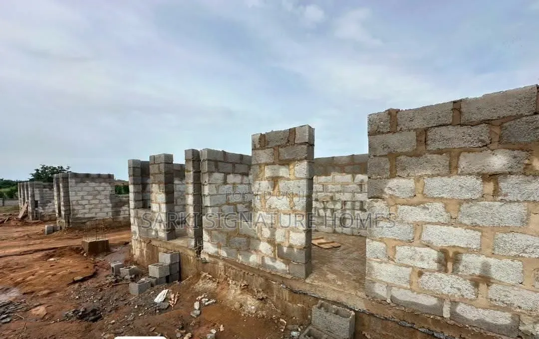 Furnished 4bdrm Duplex in Guzape Ii for sale