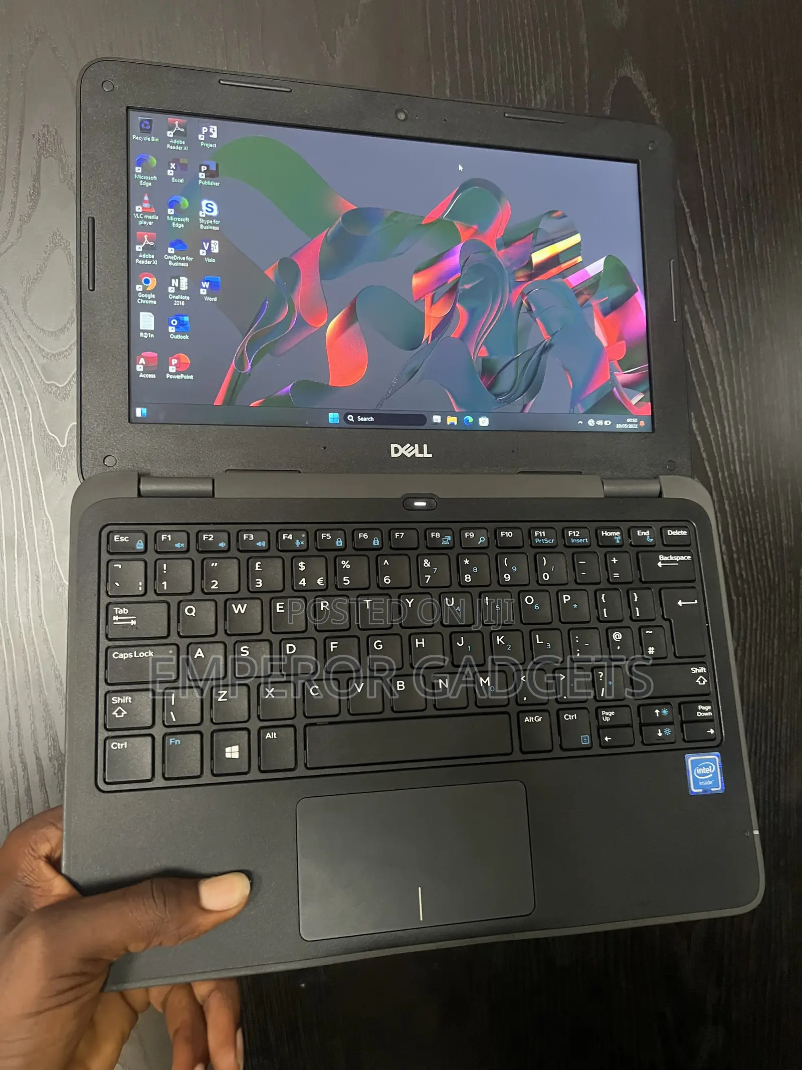 Laptop Dell Latitude 3190 4GB Intel Celeron SSD 60GB