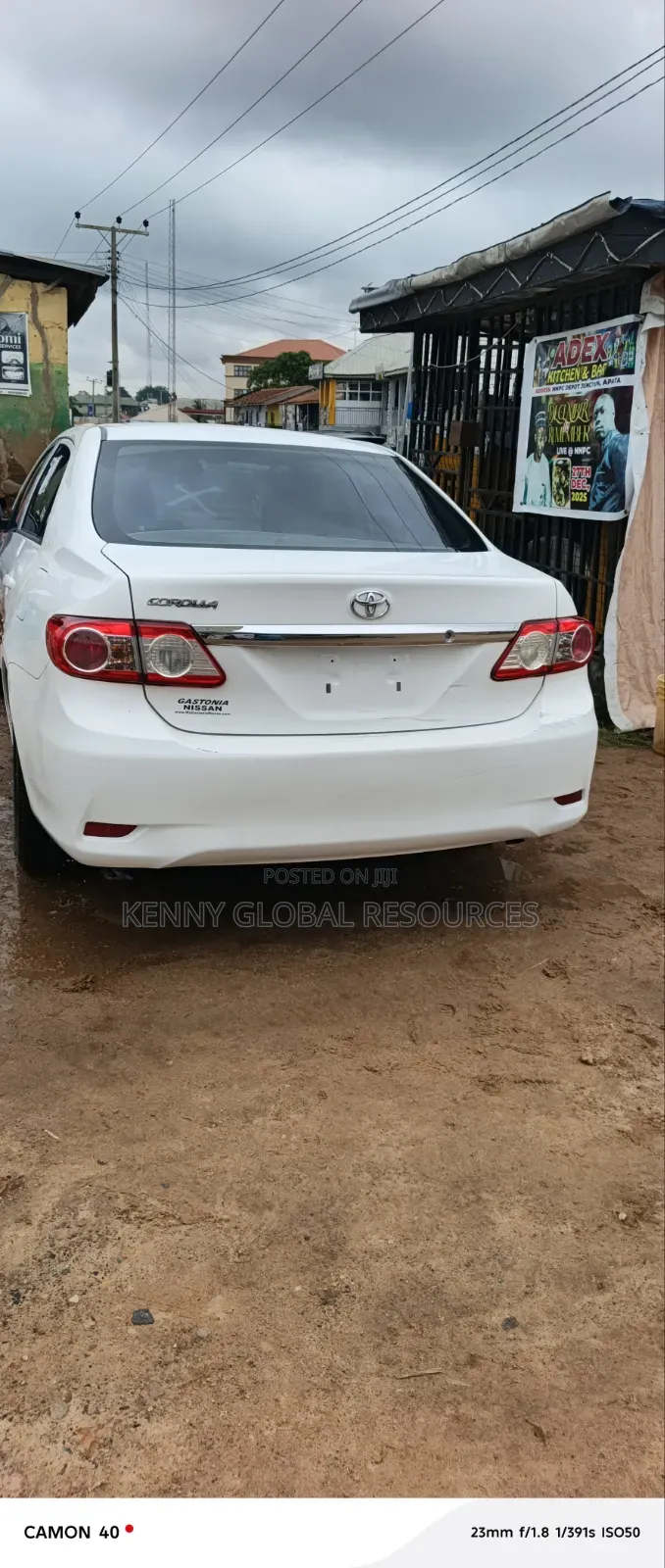 Toyota Corolla 2012 White