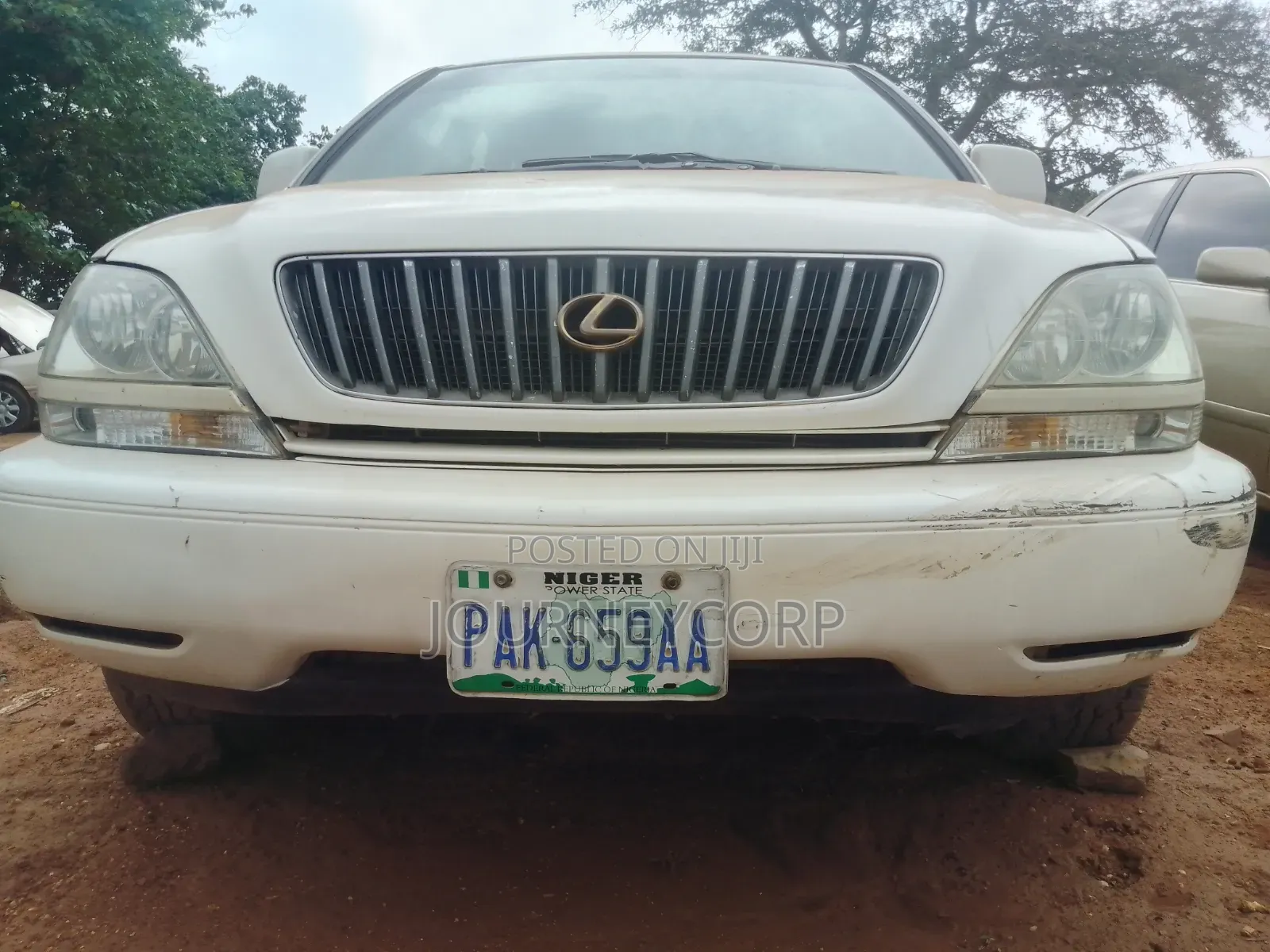 Lexus RX 2000 White