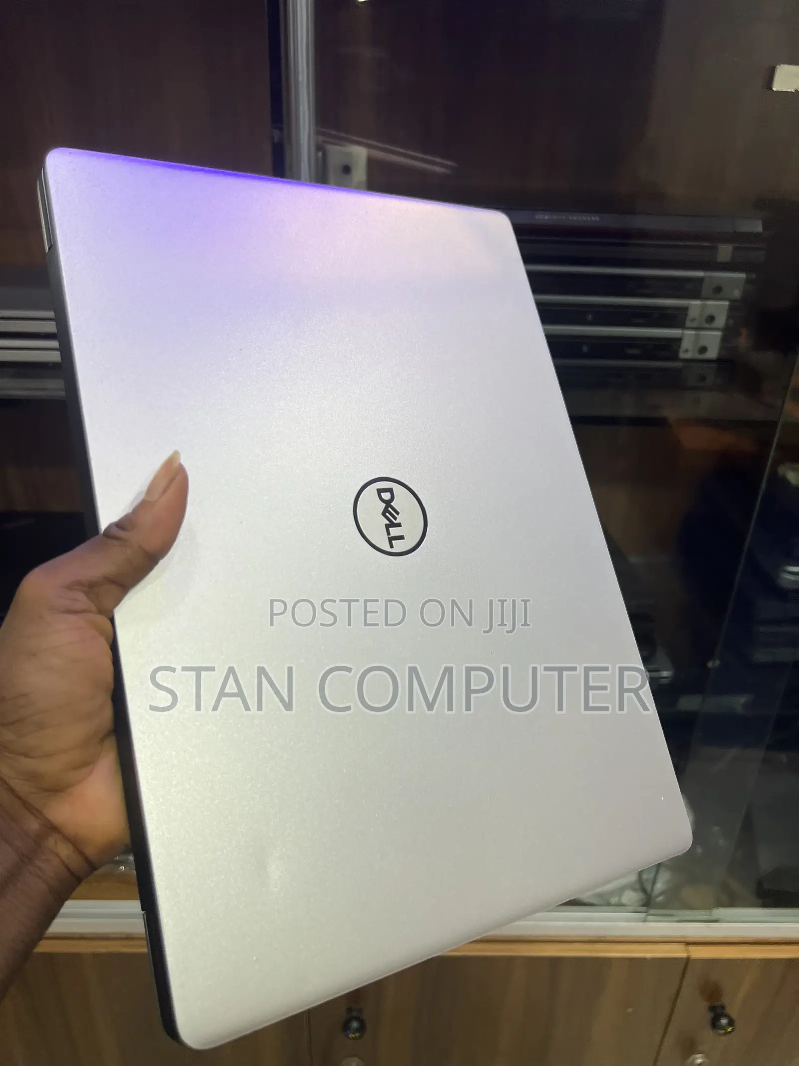 Laptop Dell Vostro 5481 8GB Intel Core i5 SSD 256GB
