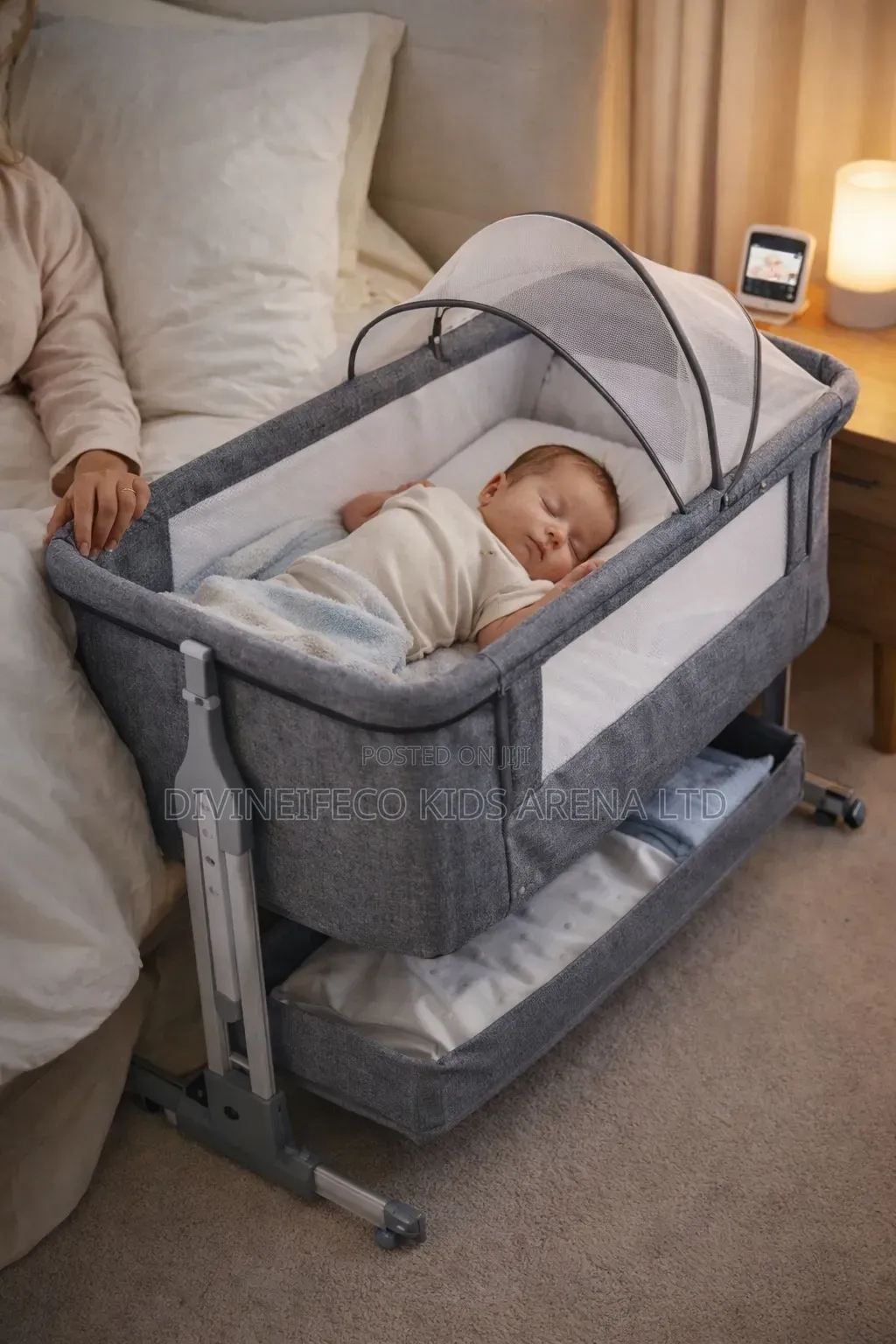 3-in-1 Foldable Baby Bedside Sleeper Bassinet With Mosquito Net
