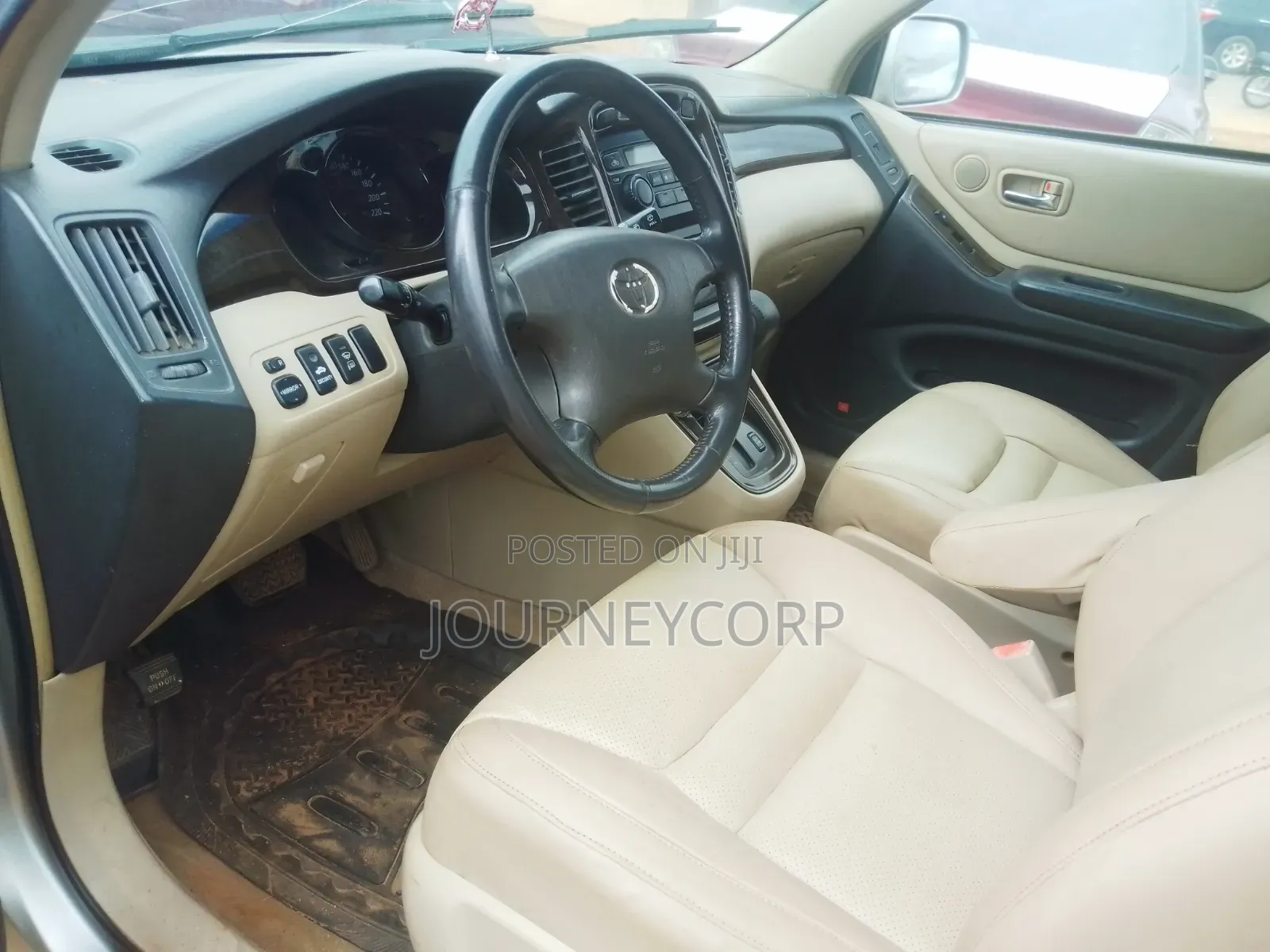 Toyota Highlander 2005 Gold