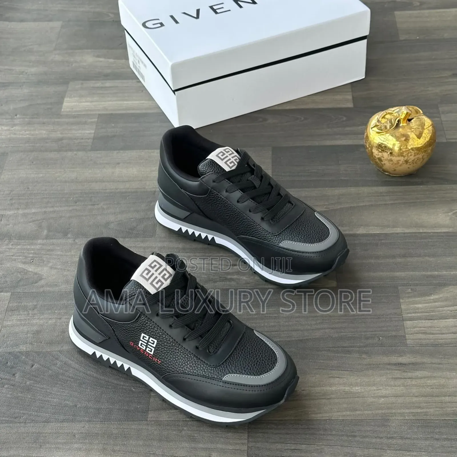 Givenchy Premium Luxury Men Sneakers – Comfortable, Durable Stylish