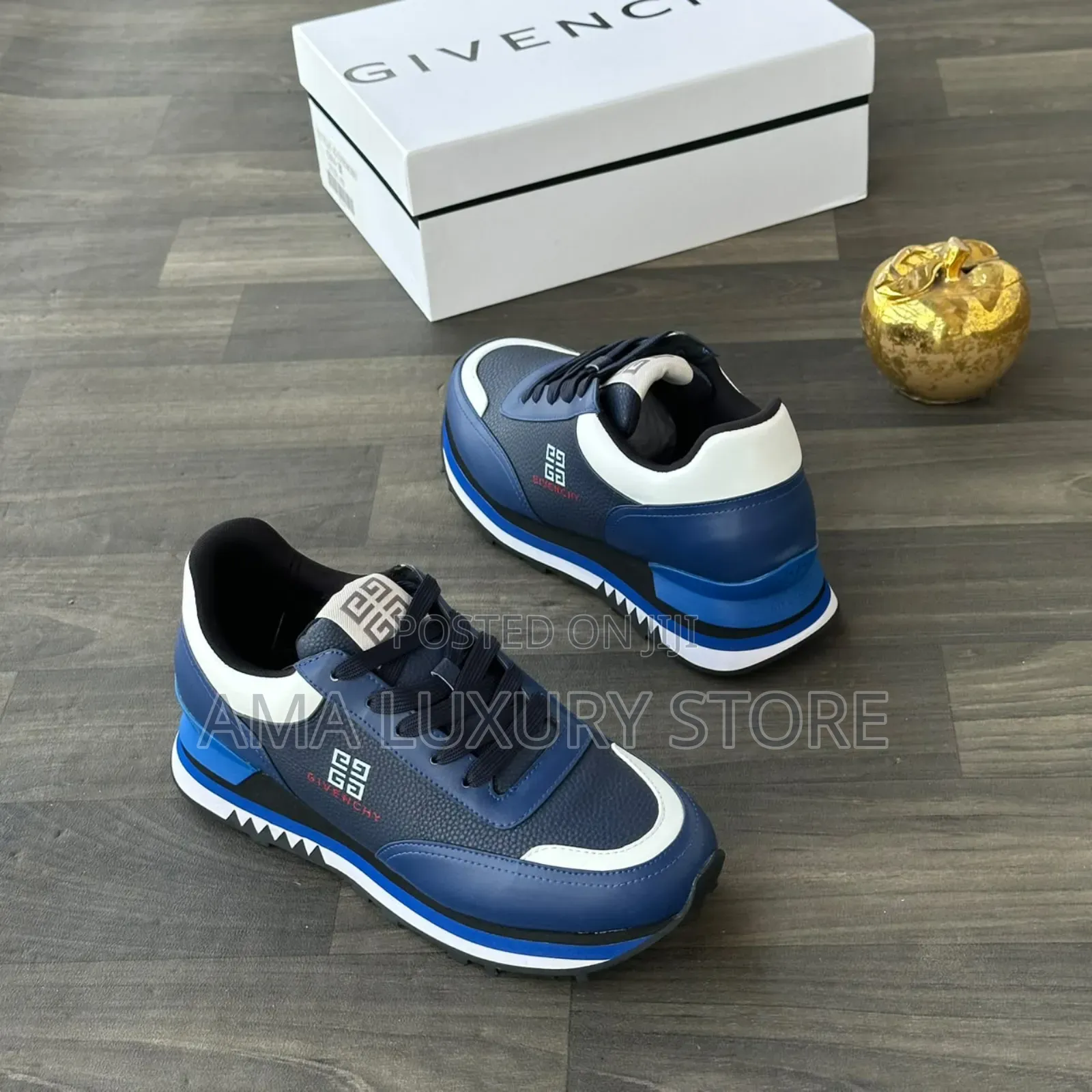 Givenchy Premium Luxury Men Sneakers – Comfortable, Durable Stylish