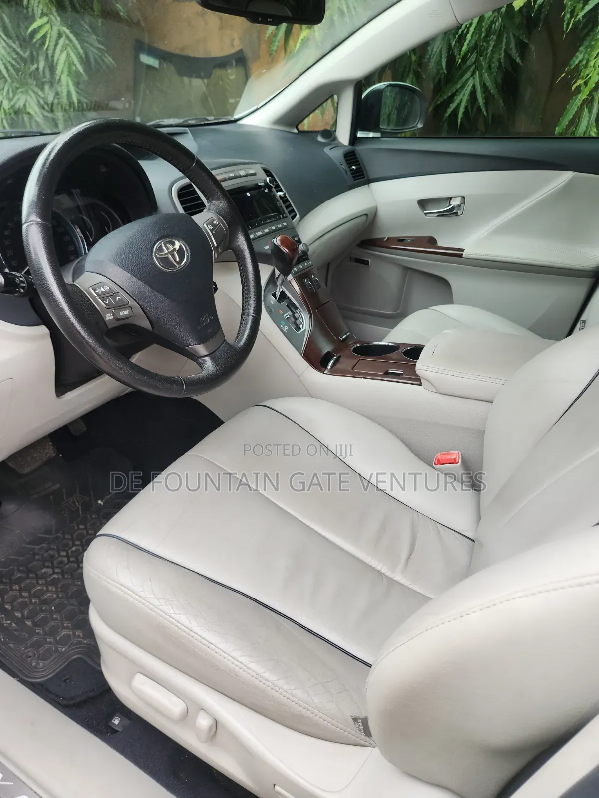 Toyota Venza 2012 Silver